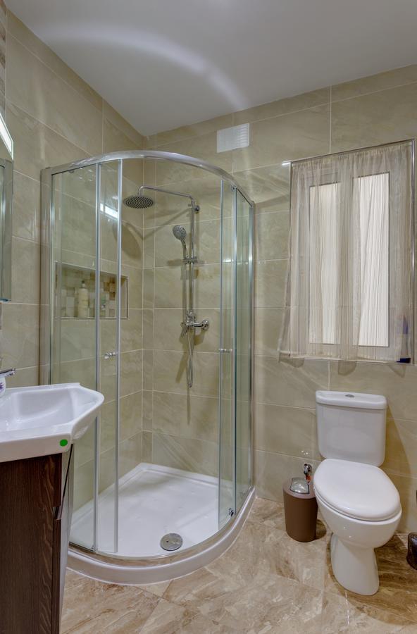 La Rive Apartment สลีมา ภายนอก รูปภาพ